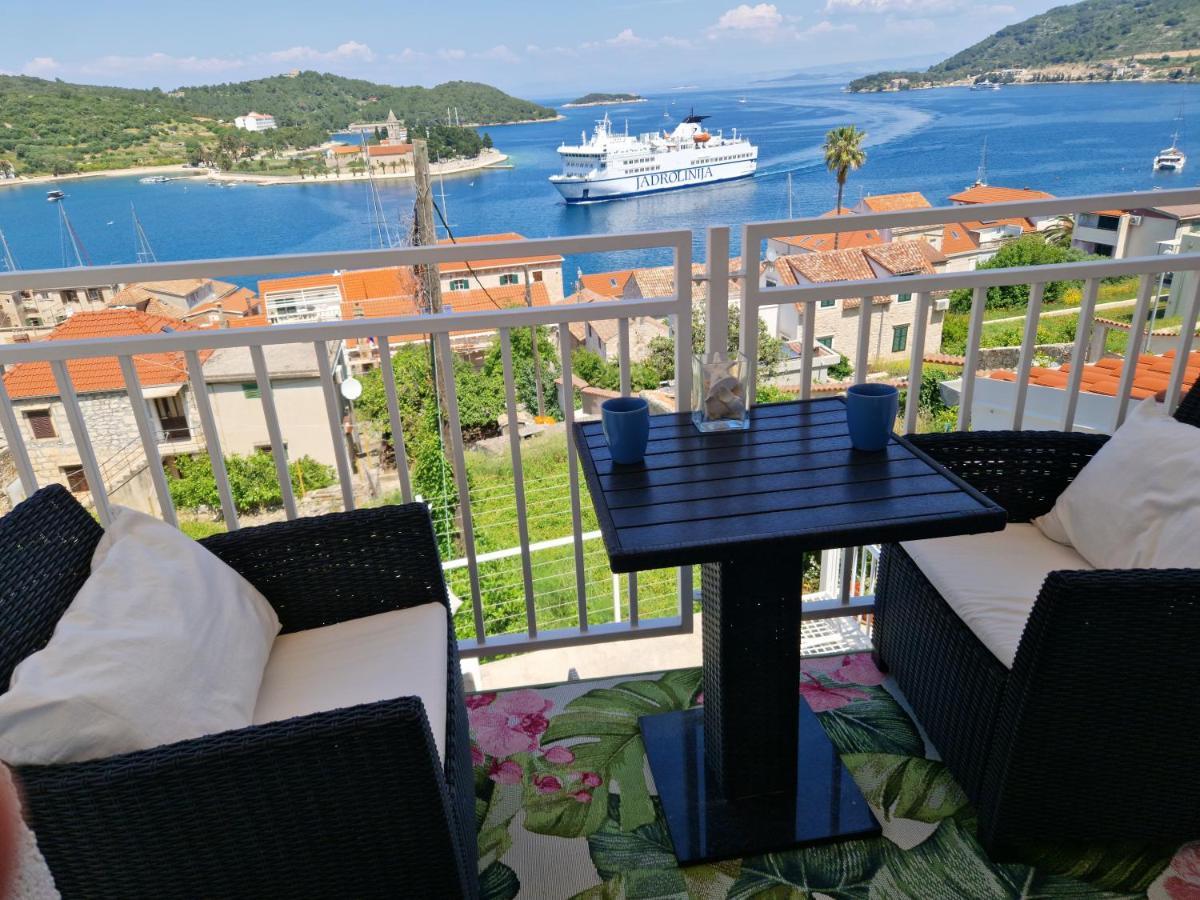 Apartmani Luan Вис Экстерьер фото