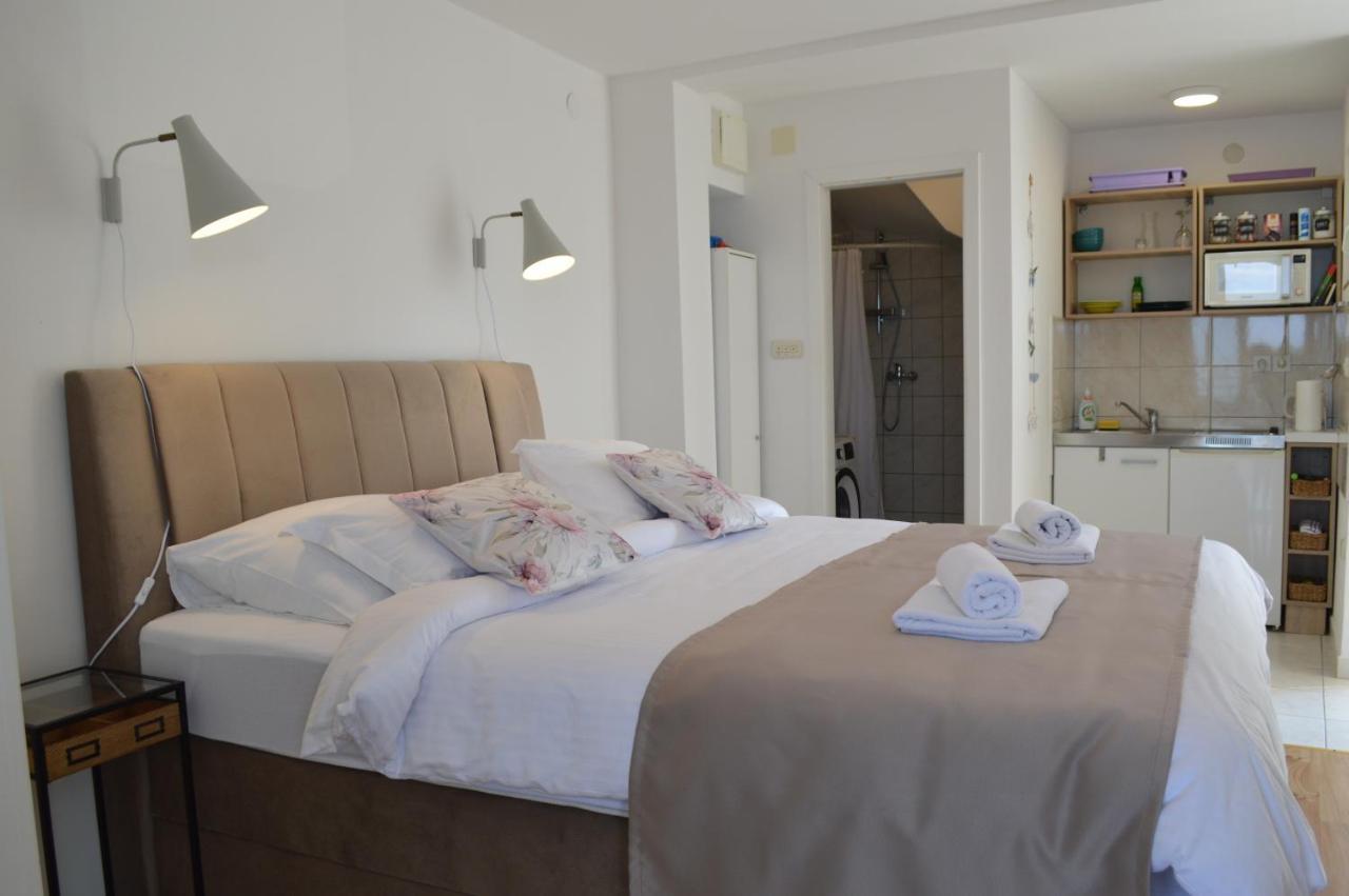 Apartmani Luan Вис Экстерьер фото