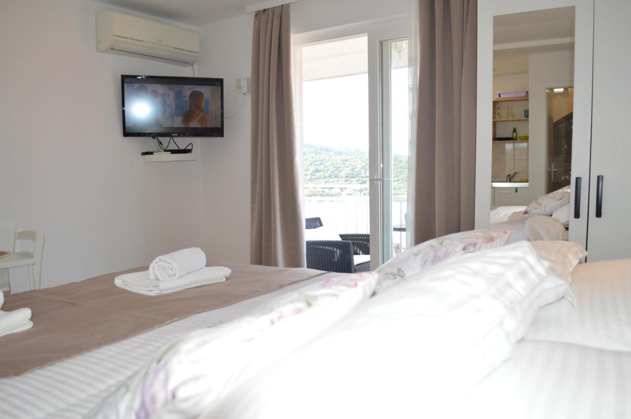 Apartmani Luan Вис Экстерьер фото