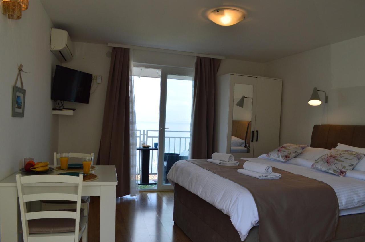 Apartmani Luan Вис Экстерьер фото